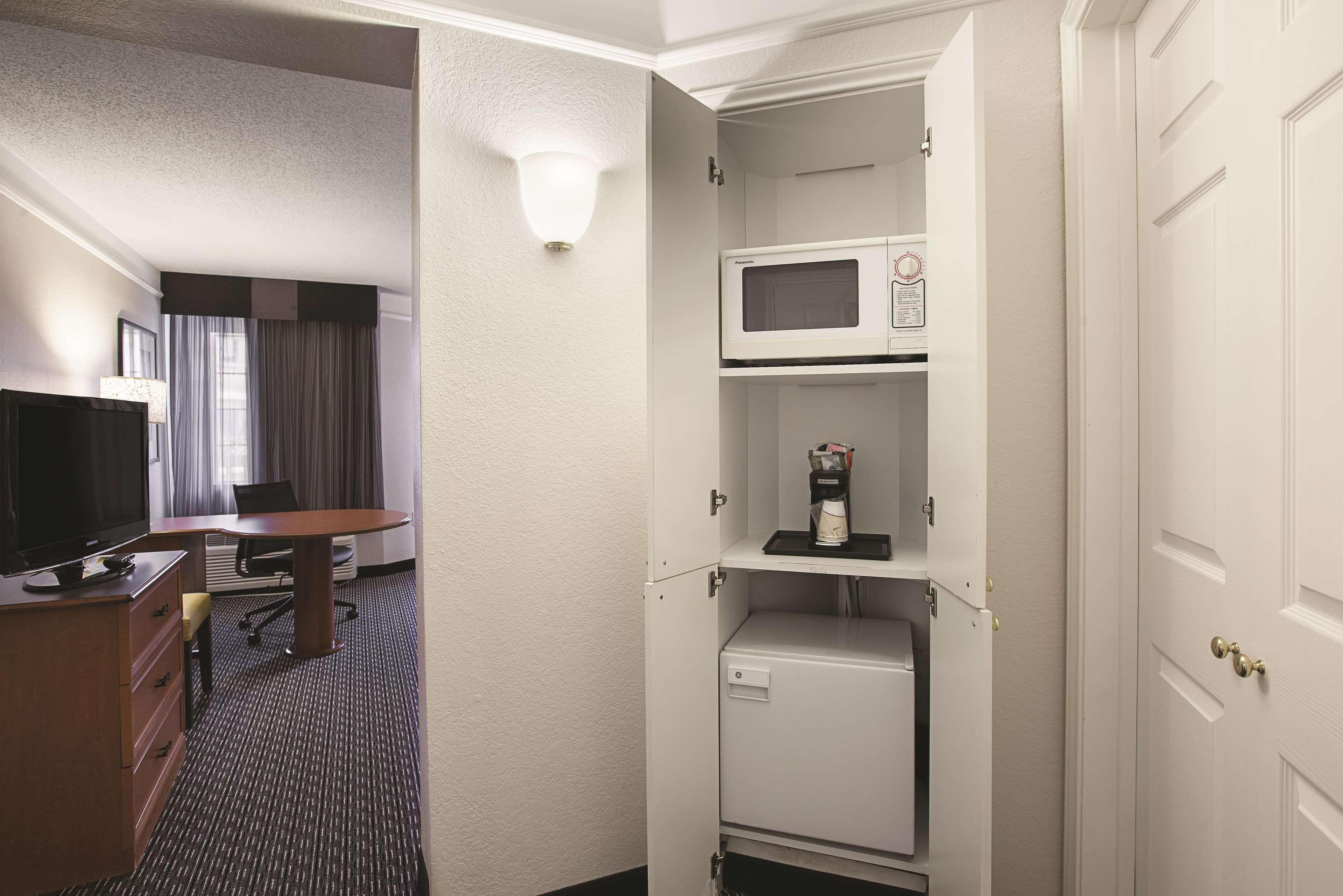 La Quinta By Wyndham Raleigh Durham Intl Ap Hotel 3*