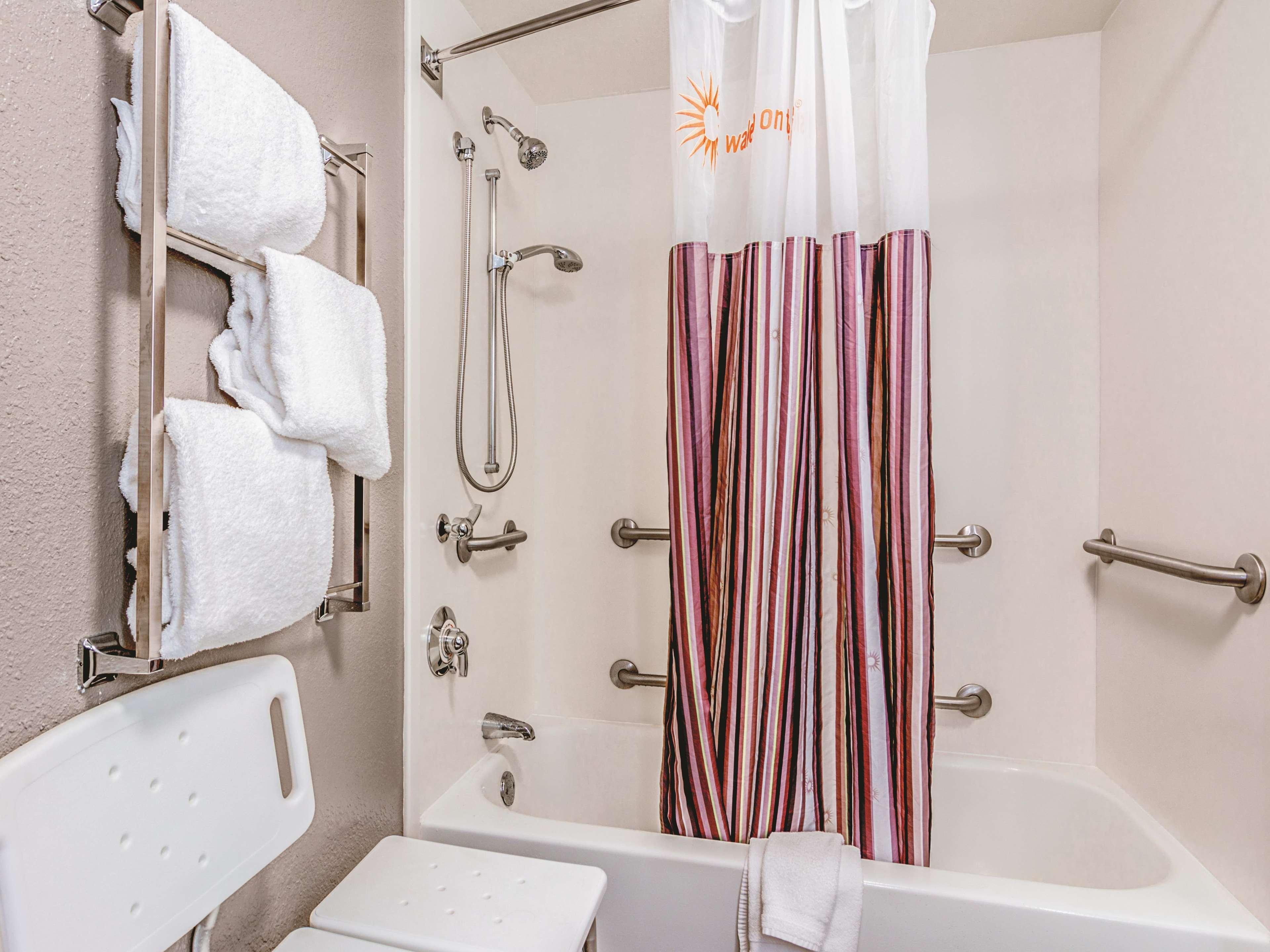 La Quinta By Wyndham Raleigh Durham Intl Ap Hotel 3*