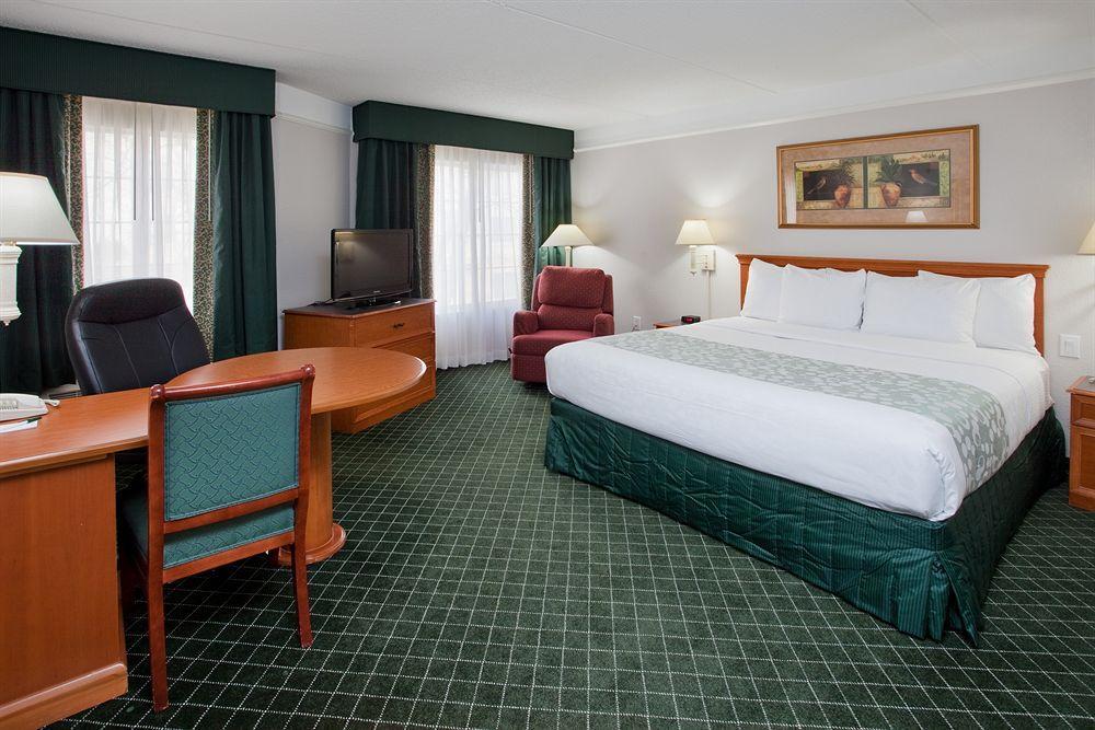 La Quinta By Wyndham Raleigh Durham Intl Ap Hotel 3*